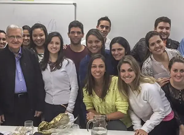 Turma da especialização em Endodontia da EndoBrasília