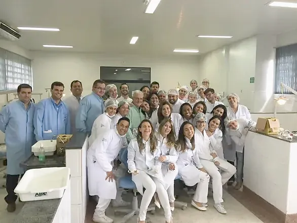 Turma da especialização em Endodontia da EndoBrasília, 2015