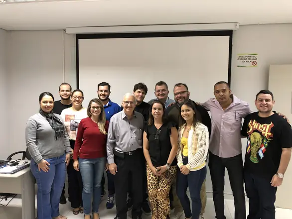 Turma da especialização em Endodontia da EndoBrasília, 2018