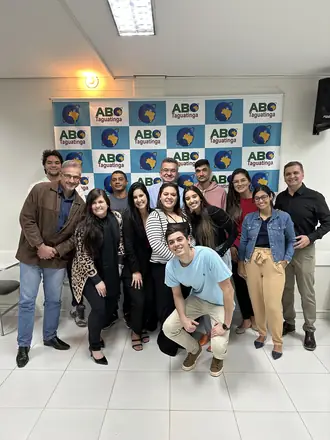 Turma da especialização em Endodontia da EndoBrasília, 2023