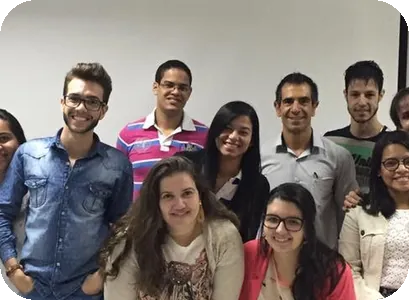 Foto de turma de especialistas formados pela EndoBrasília